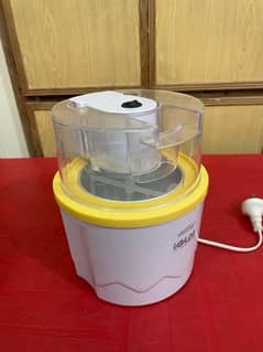 Mistral Igloo Electric Ice Cream Maker, Imported