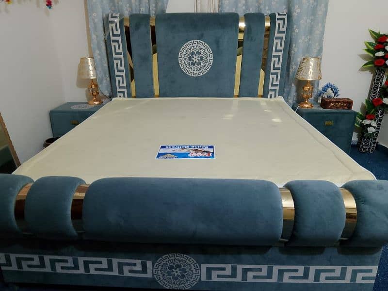 velvet Versace double bed with dressing 0