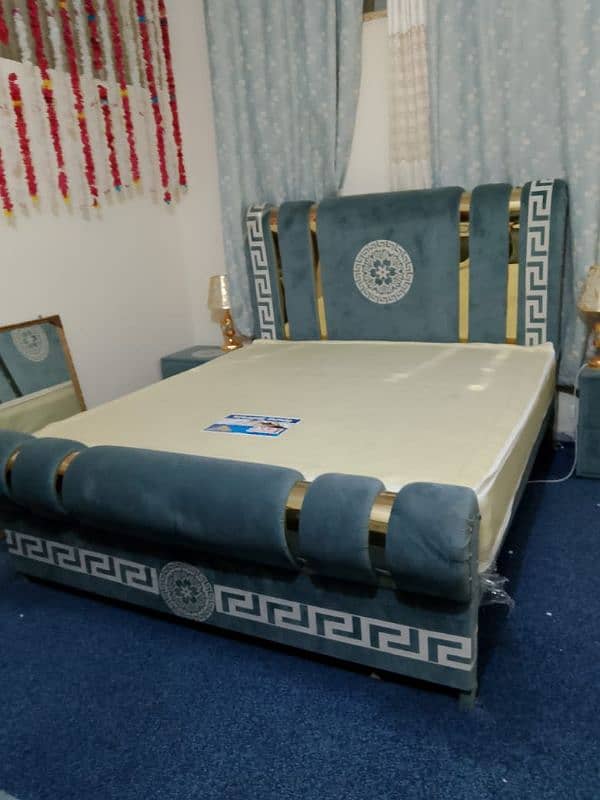 velvet Versace double bed with dressing 2