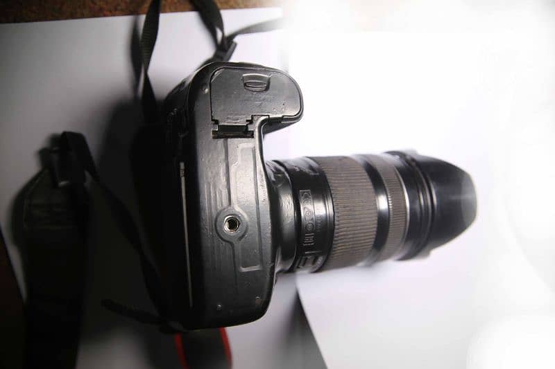 Canon 70D camera with 10-135mm lens for sale 2