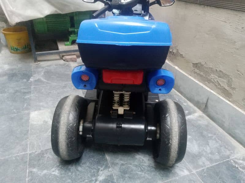 HPS baby chargeable bike in new condition 4