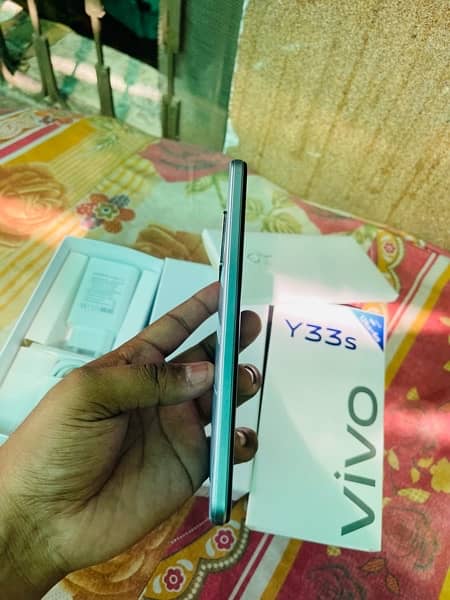 Vivo Y33s (6gb-128gb)urgent Sale 4