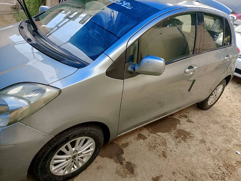 Toyota Vitz 2009/2014 3