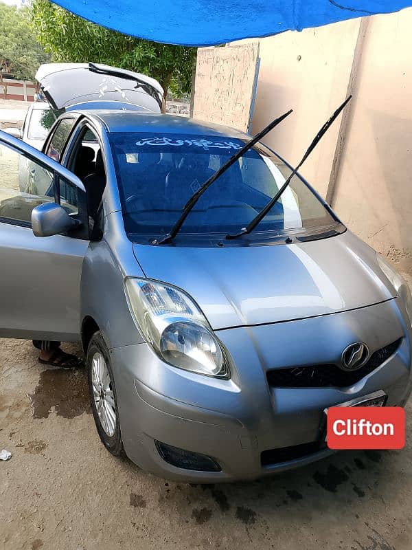 Toyota Vitz 2009/2014 4