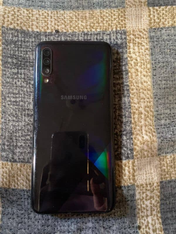 SAMSUNG A30s 4/128 gb Pta approved With box and charger 3