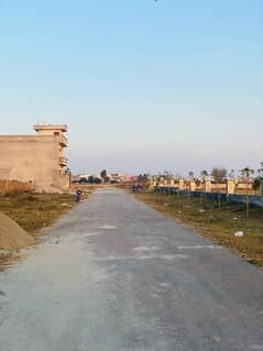 1 kanal plot for sale near to M2 motorway