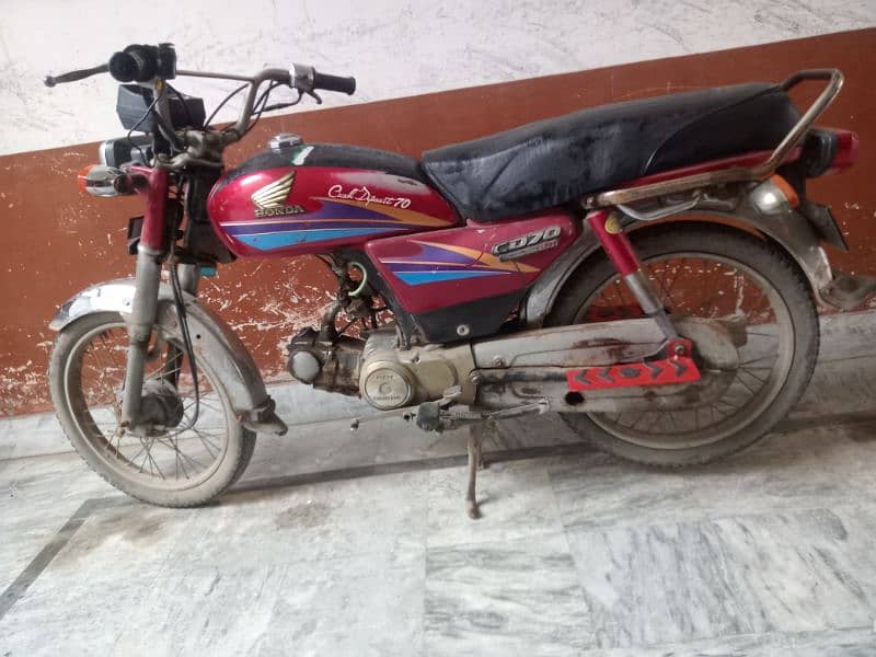 Honda 70 2007 model good condition 60 km average 1