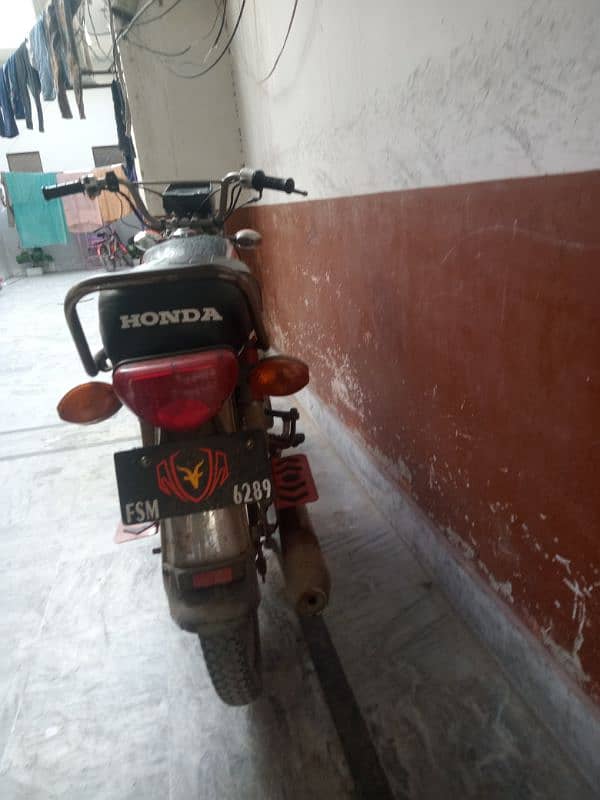 Honda 70 2007 model good condition 60 km average 5