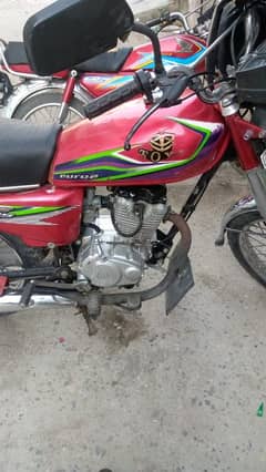 Toyo 125 motorcycle - 2021 Model - Good condition