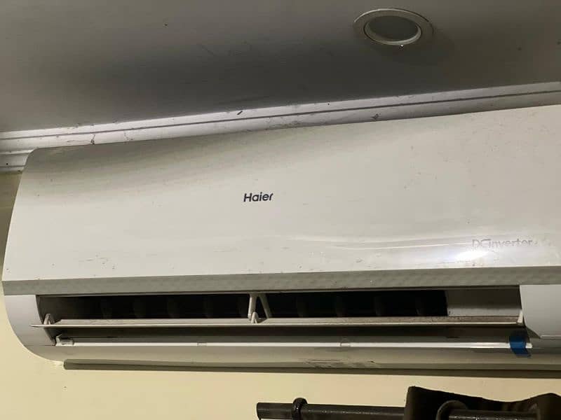 haier DC inverter 1 ton AC I session use only almost new 0