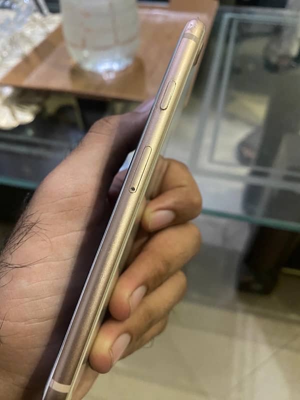 iPhone 8 64 gb pta approved 3