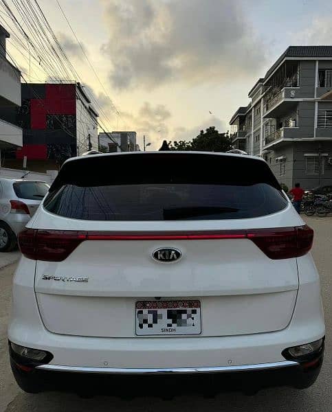 kia sportage 2021 4