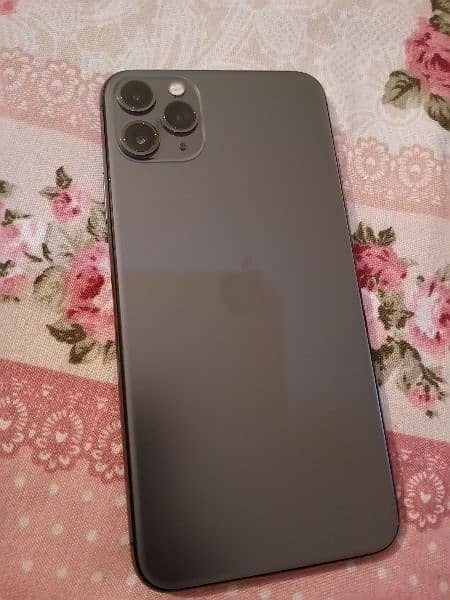 iPhone 11 Pro Max 3