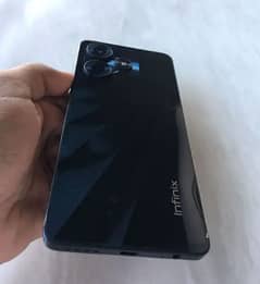 Infinix hot 30 8/128 URGENT SALE