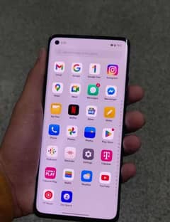 one plus 8 only used 1 month look like a new