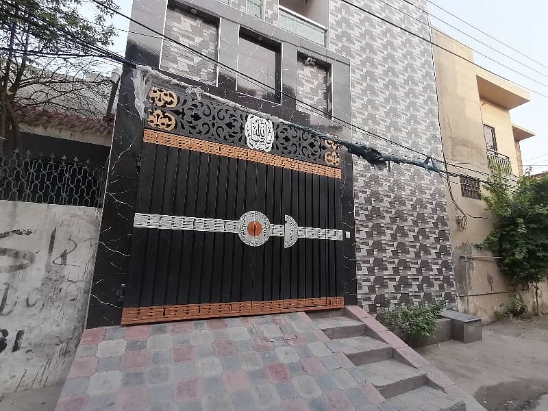 Brand New 5 Marla House Available In Awan Town For sale 3