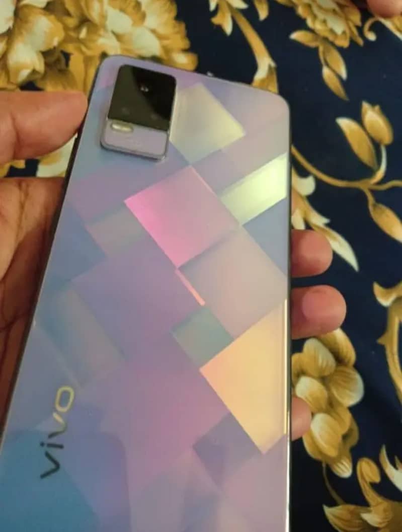 Vivo v21e 2