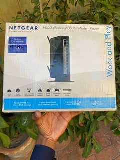 NETGEAR N300 wifi router/device