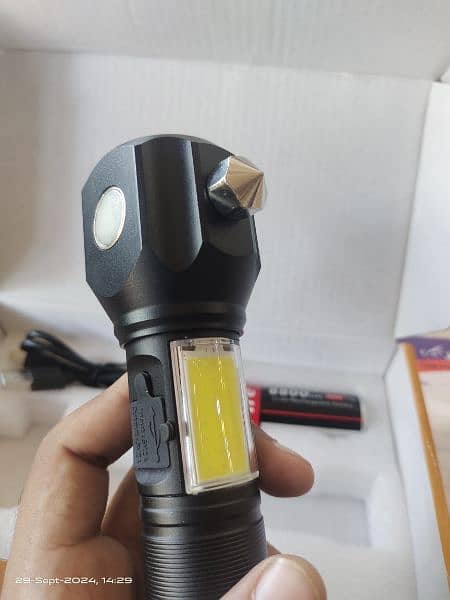 Imported Torch light metal body long range 4in1 function 2