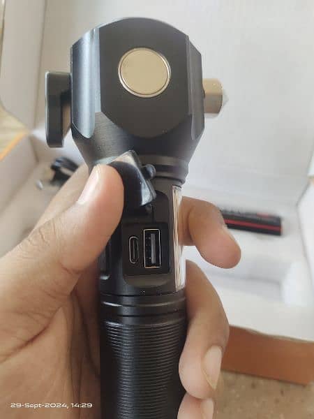 Imported Torch light metal body long range 4in1 function 3