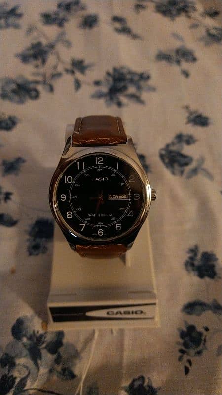 Casio original watch with box 1