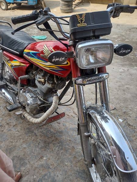 Honda 125 2017 3