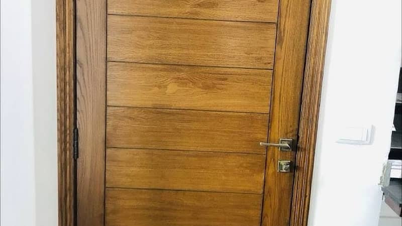 Door polish /  wood polish ash / yellow pine all wood polish . 3