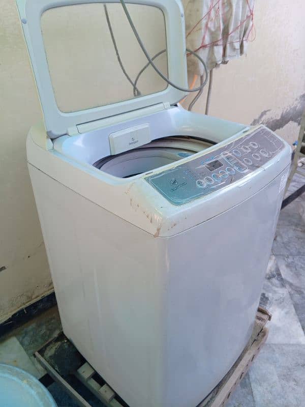 Samsung washing machine top load. 7kg 1