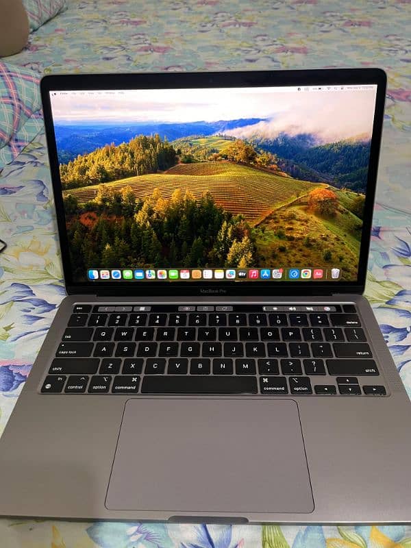 Macbook pro M1 2020 8gb 512gb SSD Scratchless 0