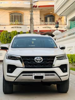 Toyota Fortuner 2021