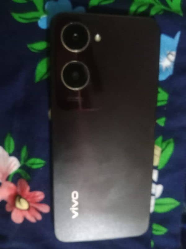 Vivo y18  For Sale 2