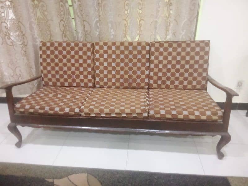 5 seater sofa 0