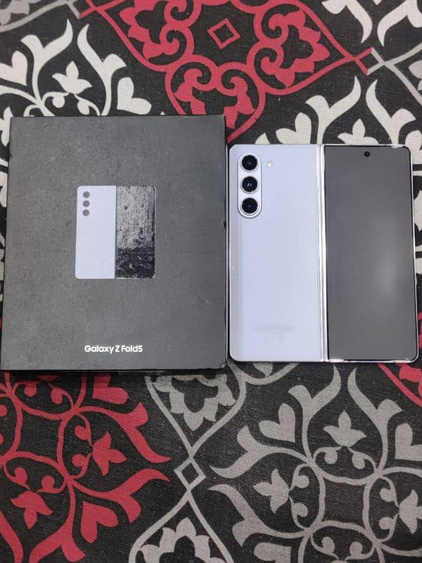 Samsung Galaxy Z Fold 5 12/256 Non PTA 0