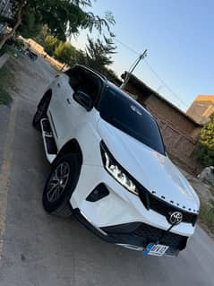 Toyota Fortuner 2018 0