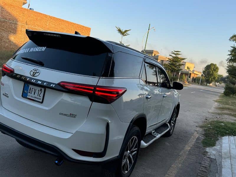 Toyota Fortuner 2018 7