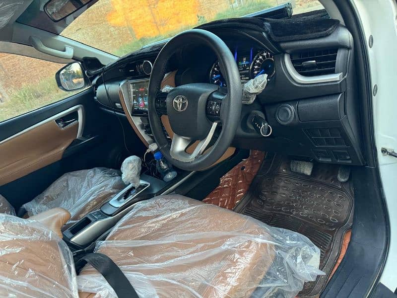 Toyota Fortuner 2018 9