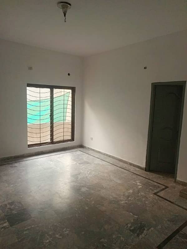 1 knal uper portion for rent at the prime location of Johar town 7