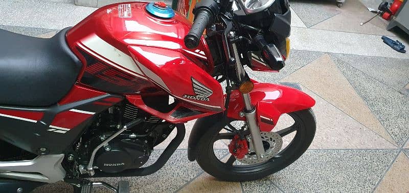 honda 150f  just like new 8