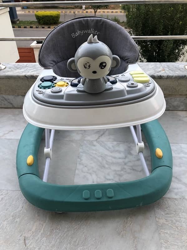 2 in 1 Fibre Baby Walker / swing . 0