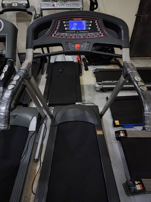 treadmils. (0309 5885468). spin bikes. ellapticals. gym cycles 8