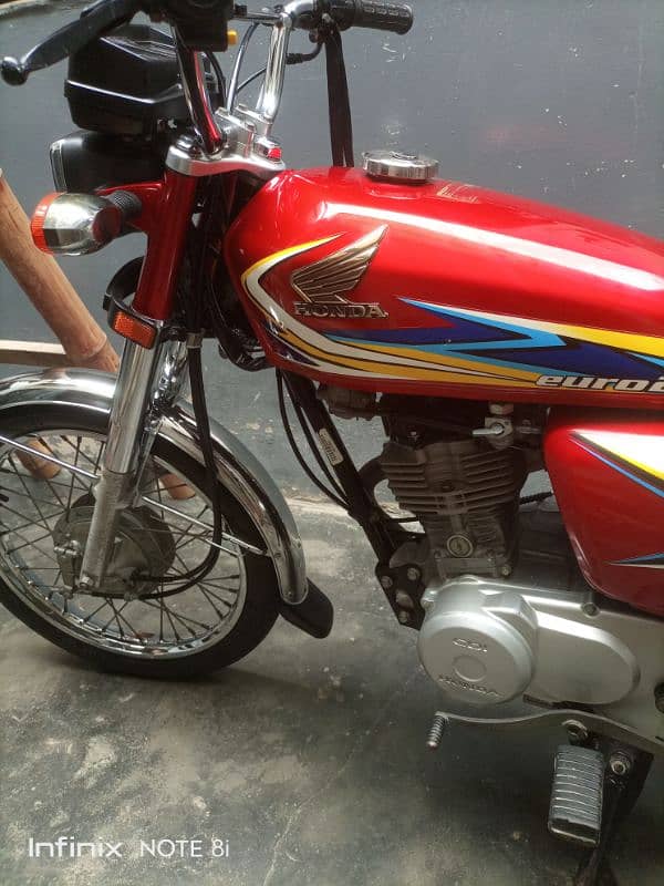 Honda 125. 3