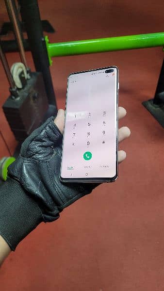 Samsung Galaxy S10 Plus in Lush Condition 7