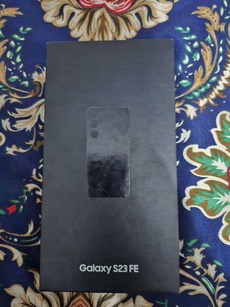 Sansung S23fe just box open less than 5 day use 128gb snapdragon 7