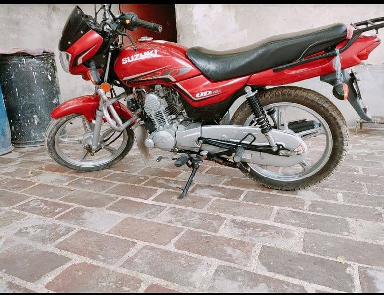 Suzuki GD 110s 2