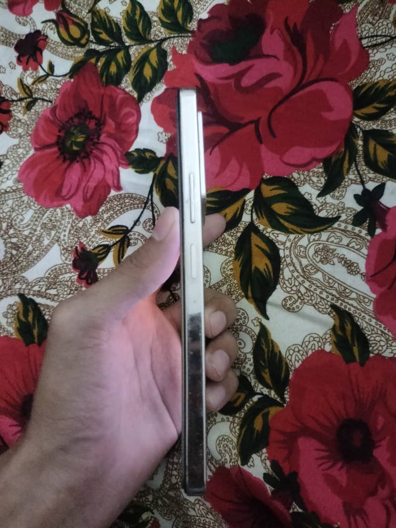 Infinix note 30 pro (exchange possible) 2