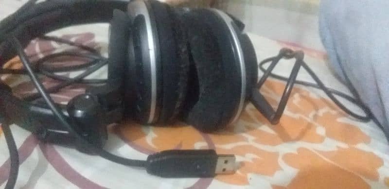 Numark PHX USB Professional Headphones 3