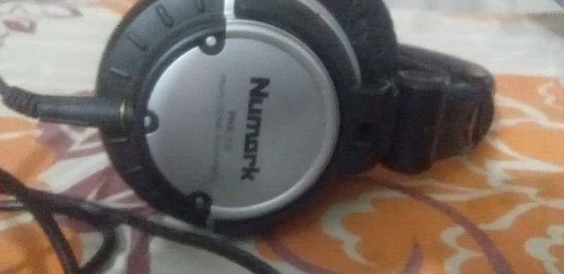 Numark PHX USB Professional Headphones 6