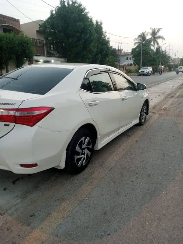 Toyota Corolla GLI 2015 4