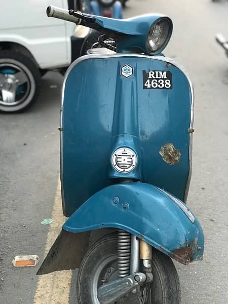 Vespa Super Italy Assemble 5