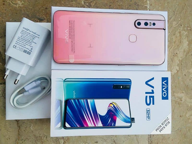 Vivo V 15 8 GB Ram 256 memory 0